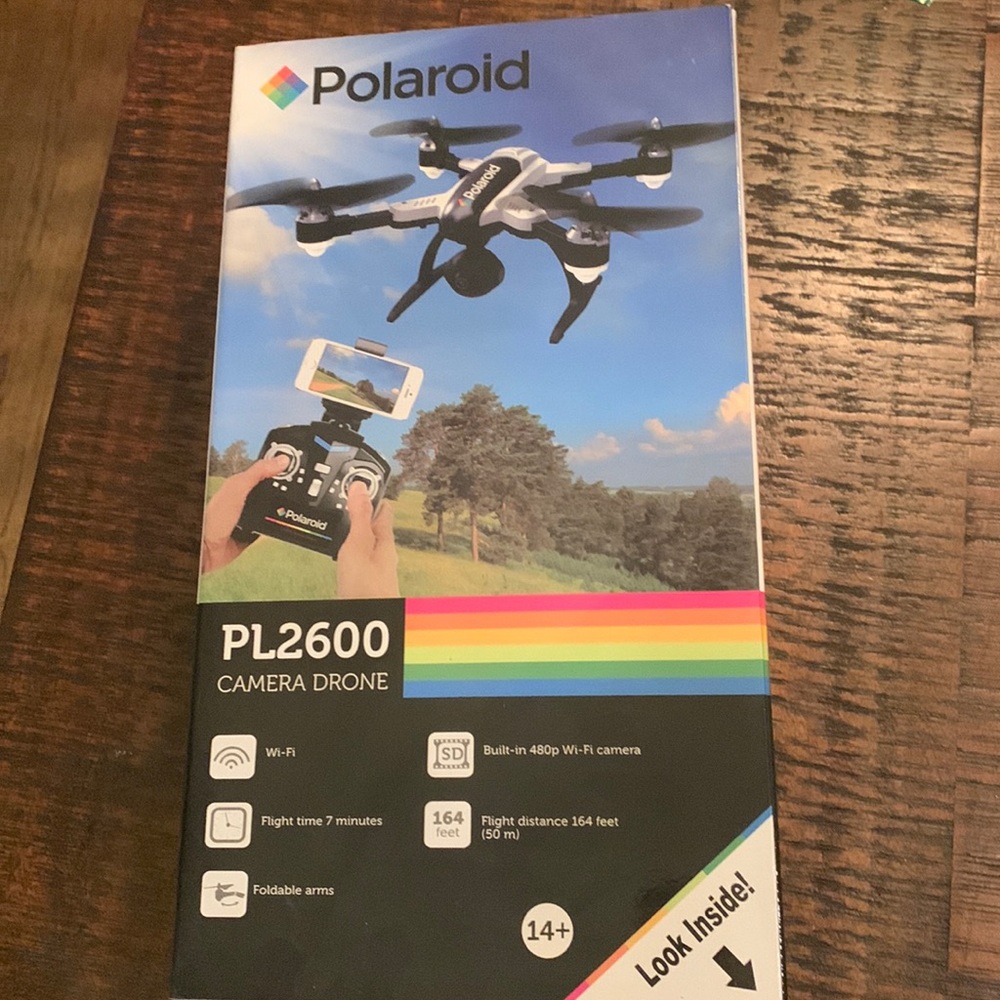 NIB Polaroid Camera Drone PL2600